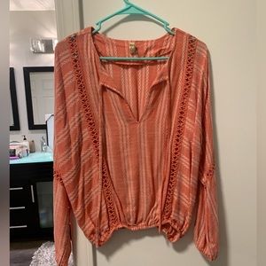 Boutique coral long sleeve blouse